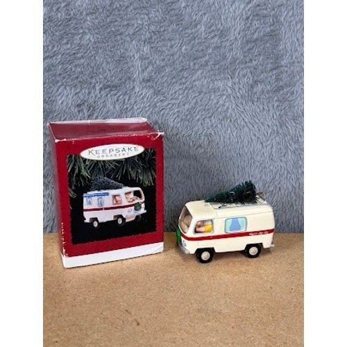 Hallmark keepsake ornament - hallmark,